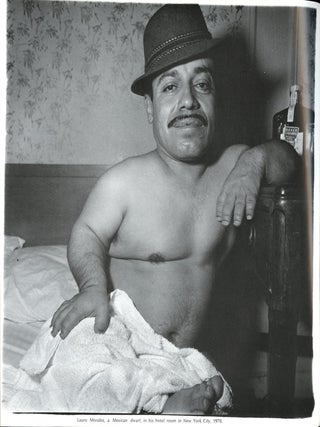 Artforum, volume IX (9), number 1. May, 1971. Cover by Diane Arbus